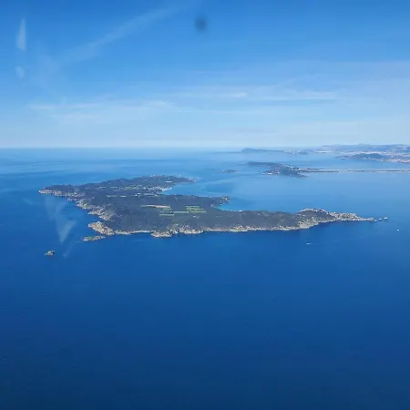 Sur L'ile De * بوركيرول