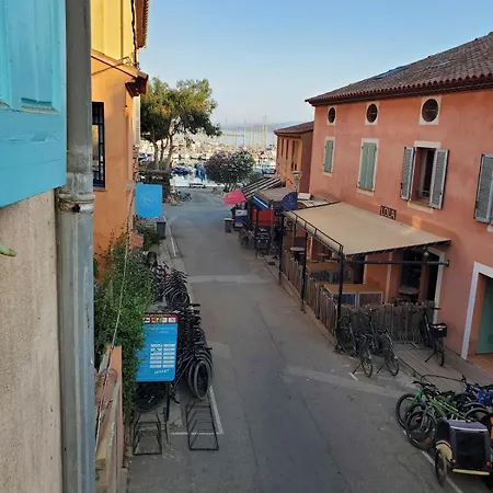Sur L'ile De * Porquerolles